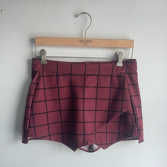 Burgundy & Black Grid Plaid Envelope Skort | Size M - Picture 1 of 8